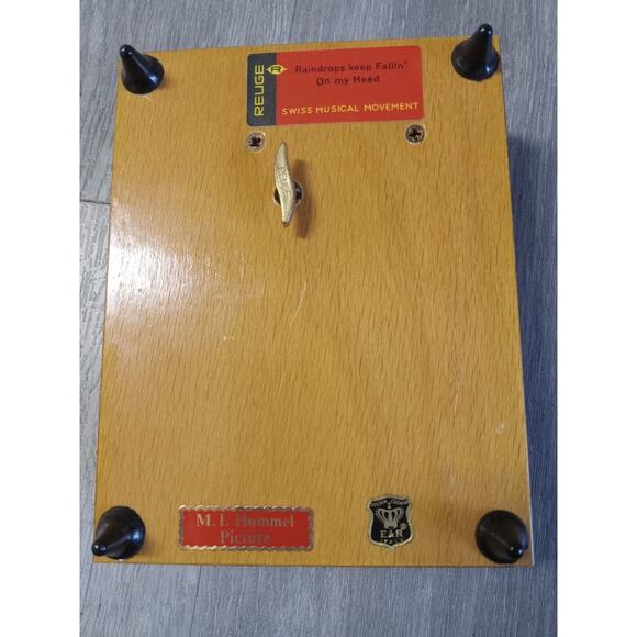 Vintage Hummel Music Box - Picture 3 of 3